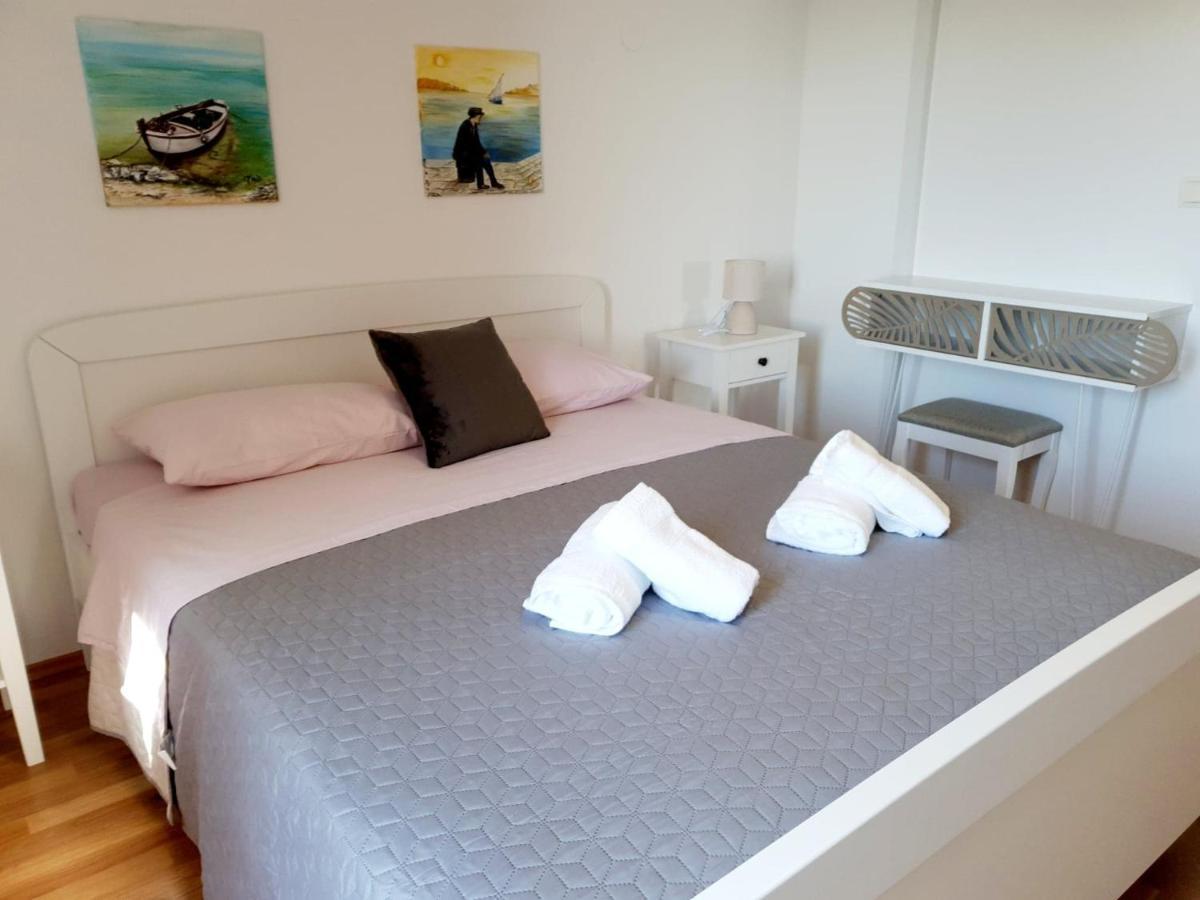 Apartman Sime Tribalj エクステリア 写真
